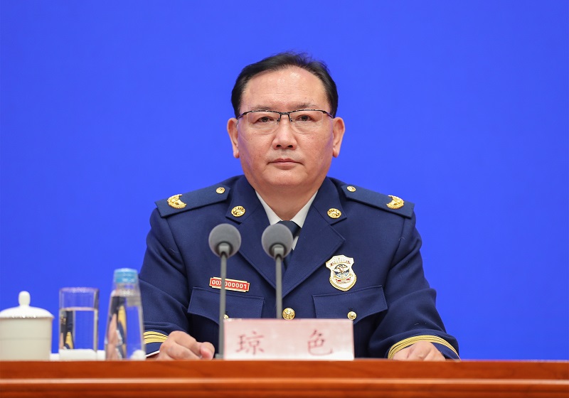 啊啊啊要大鸡吧干逼应急部党组成员、消防救援局局长琼色出席新闻发布会